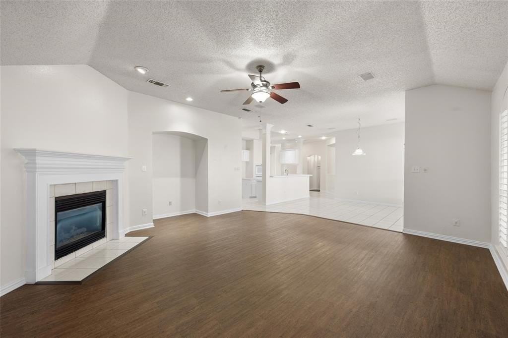 3609 Stone Creek Ln S - Photo 7 of 27