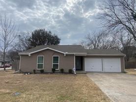 401 Curts Dr - Photo 1 of 1