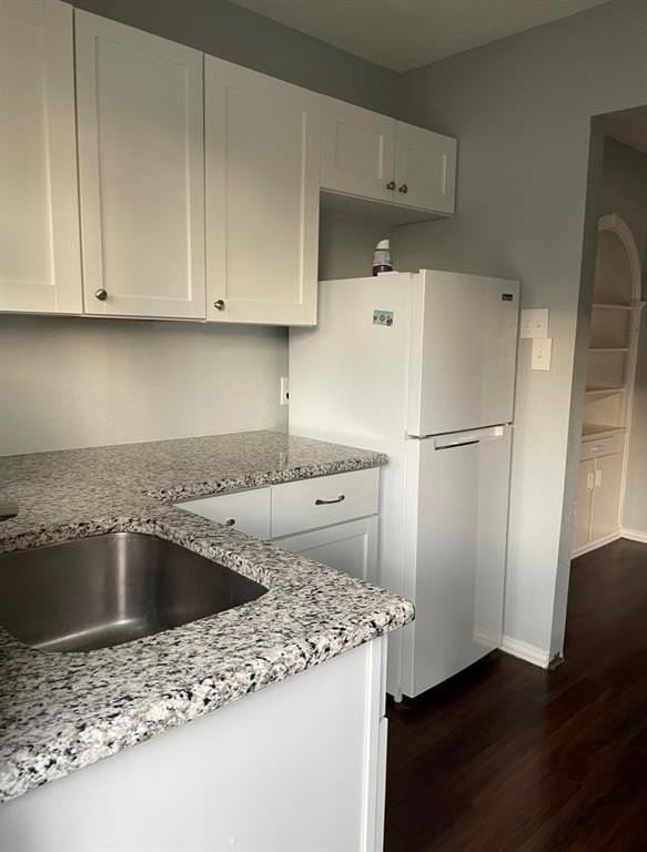 210 W Willingham St #B - Photo 5 of 12