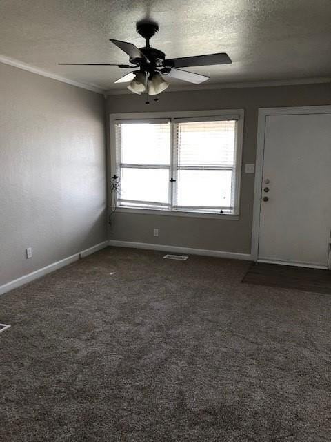 1341 Marshall St - Photo 4 of 11