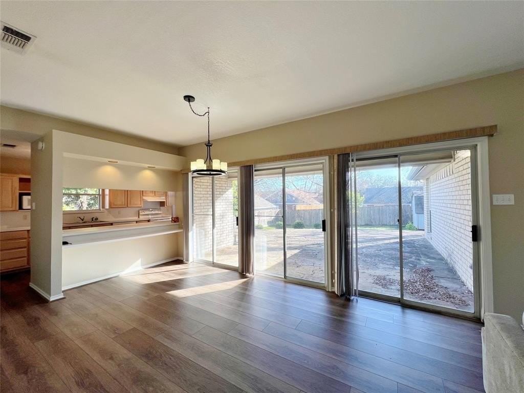 507 W Baylor St - Photo 5 of 17