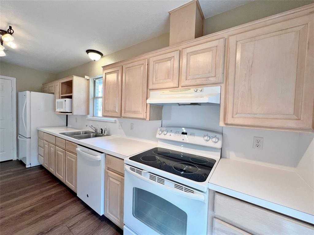 507 W Baylor St - Photo 6 of 17