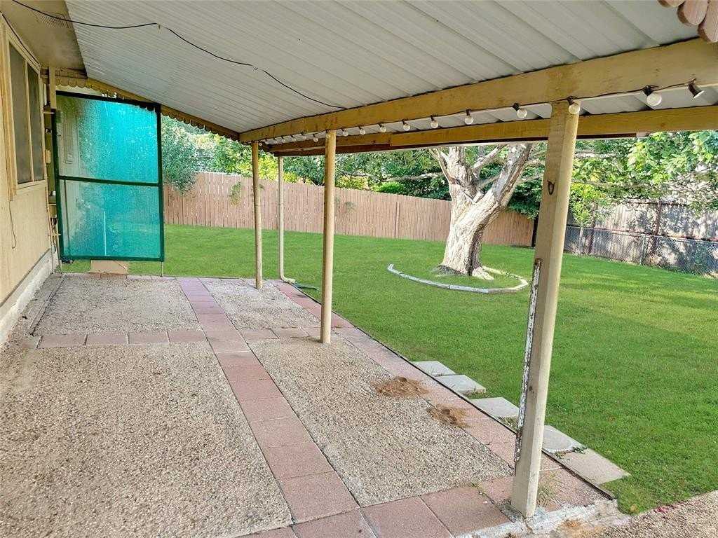 708 Crestview Dr - Photo 7 of 20