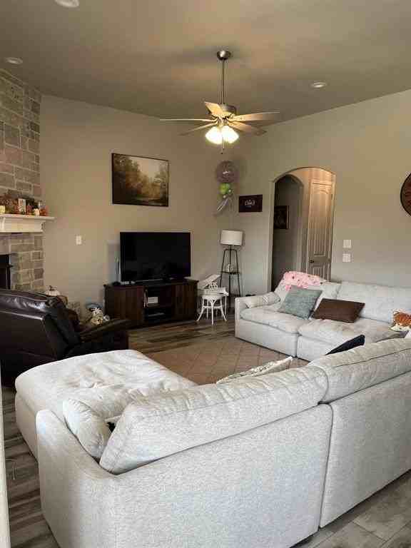 3322 White Horse Dr - Photo 5 of 15