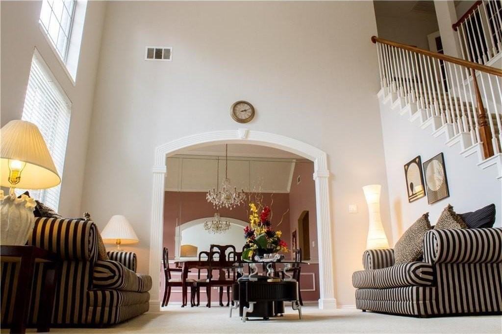 3825 Cochran Dr - Photo 3 of 36