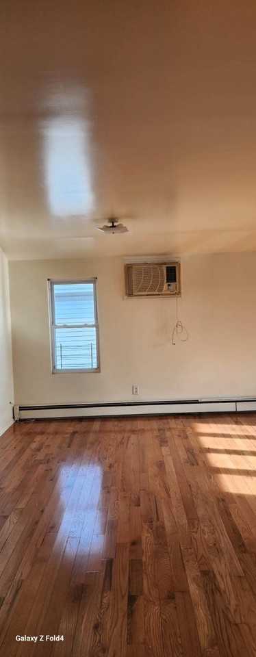 24509 148th Rd - Photo 3 of 10