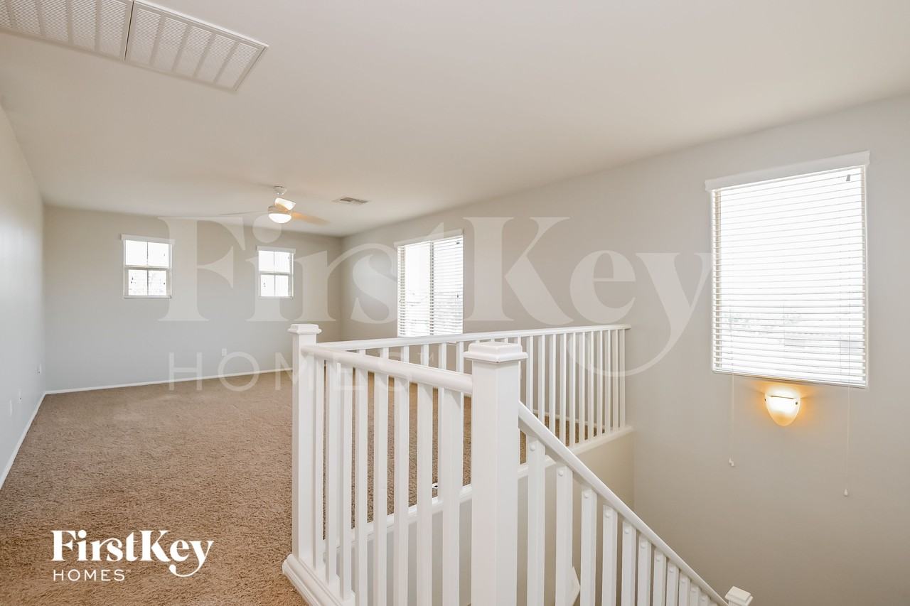 10463 S Cutting Horse Dr - Photo 7 of 15