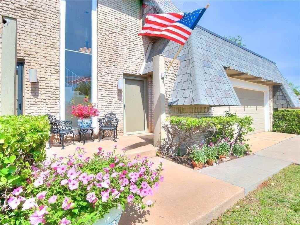 1533 Glenbrook Dr - Photo 2 of 33