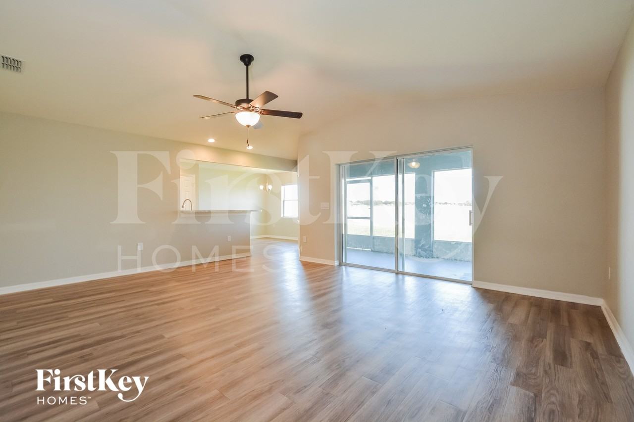 127 Sandhill Crane Ln - Photo 2 of 15