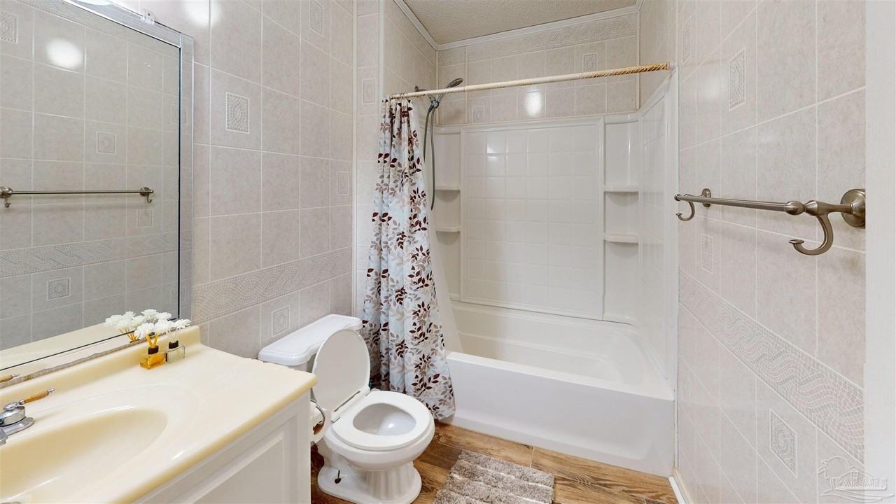 1059 Woodlore Cir - Photo 7 of 8