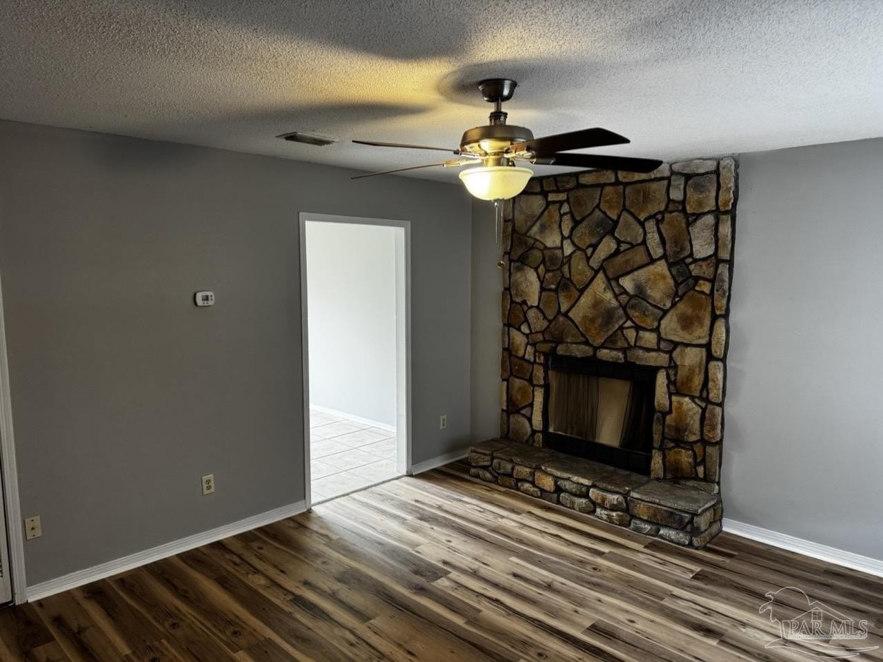 711 Tumbleweed Trl Apt B #B - Photo 2 of 23