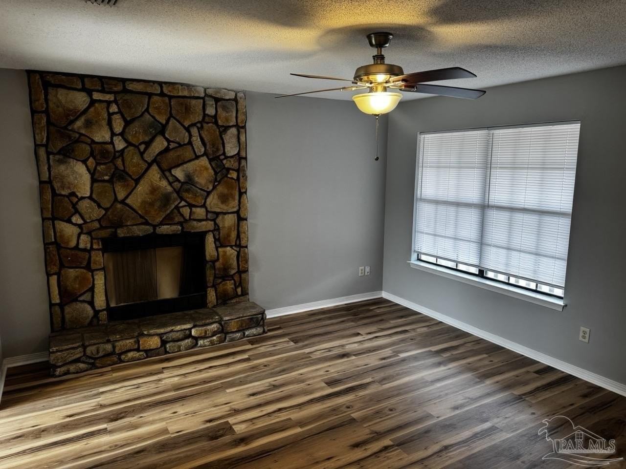 711 Tumbleweed Trl Apt B #B - Photo 3 of 23