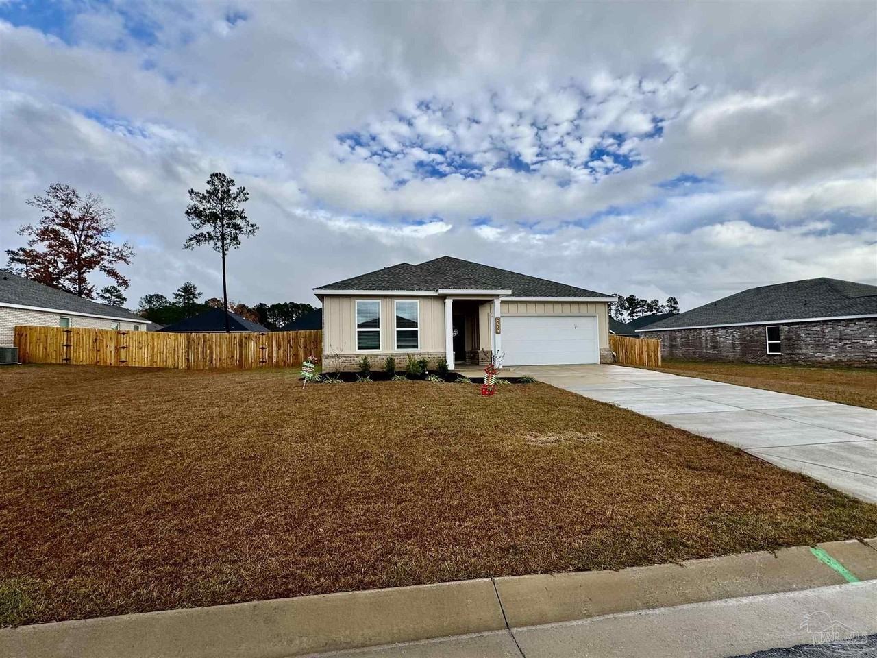 6330 Buckthorn Cir - Photo 3 of 43