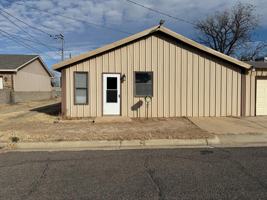 featured image of 107 E 20th St