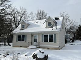 featured image of 684 Country Place Dr