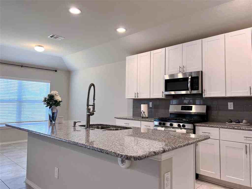 126 Courageous Side Way - Photo 2 of 8