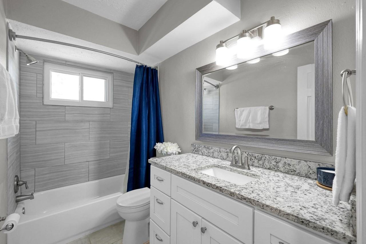 8226 Autumn Willow Dr - Photo 2 of 8