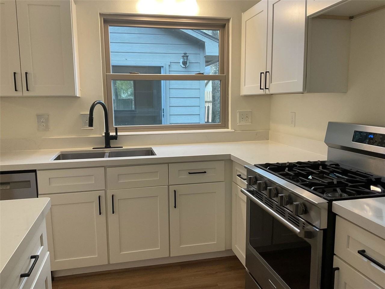 28 E Lance Leaf Rd - Photo 2 of 8