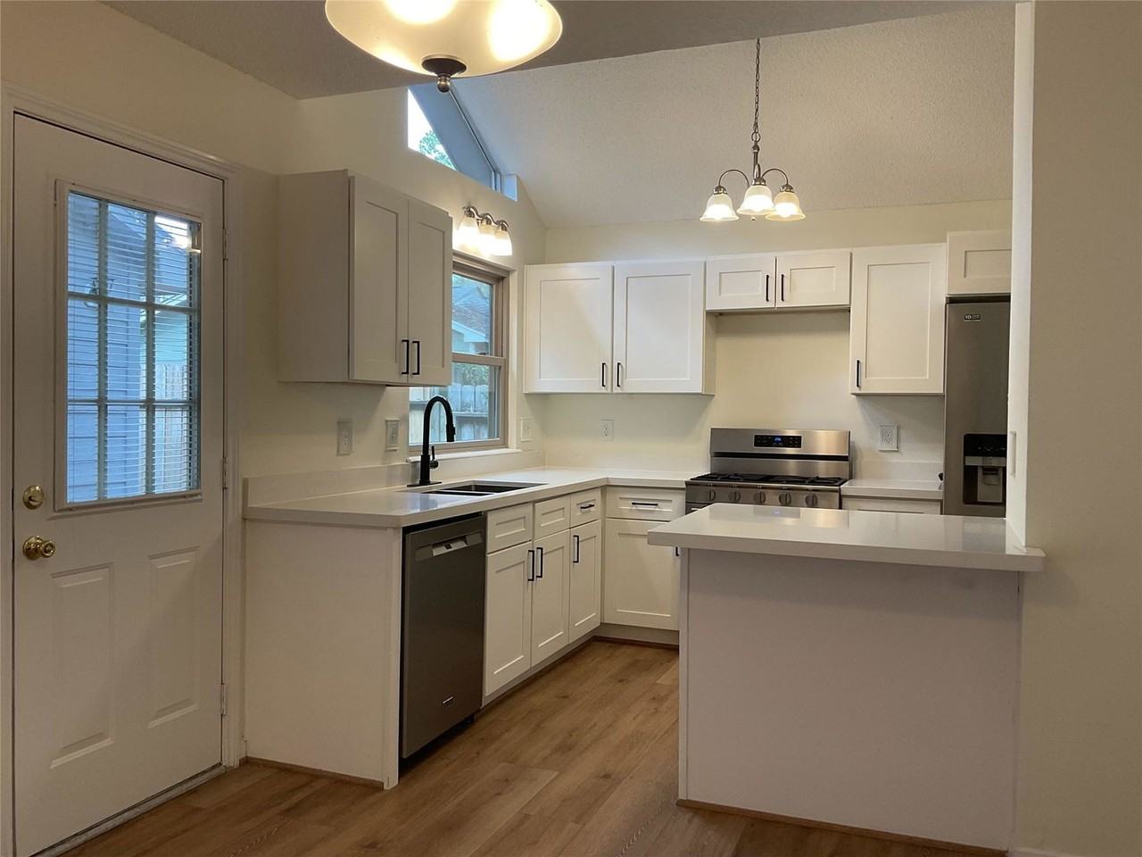 28 E Lance Leaf Rd - Photo 3 of 8