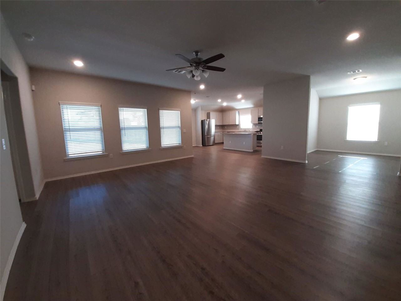 221 Stalwart Hill Trl - Photo 3 of 8