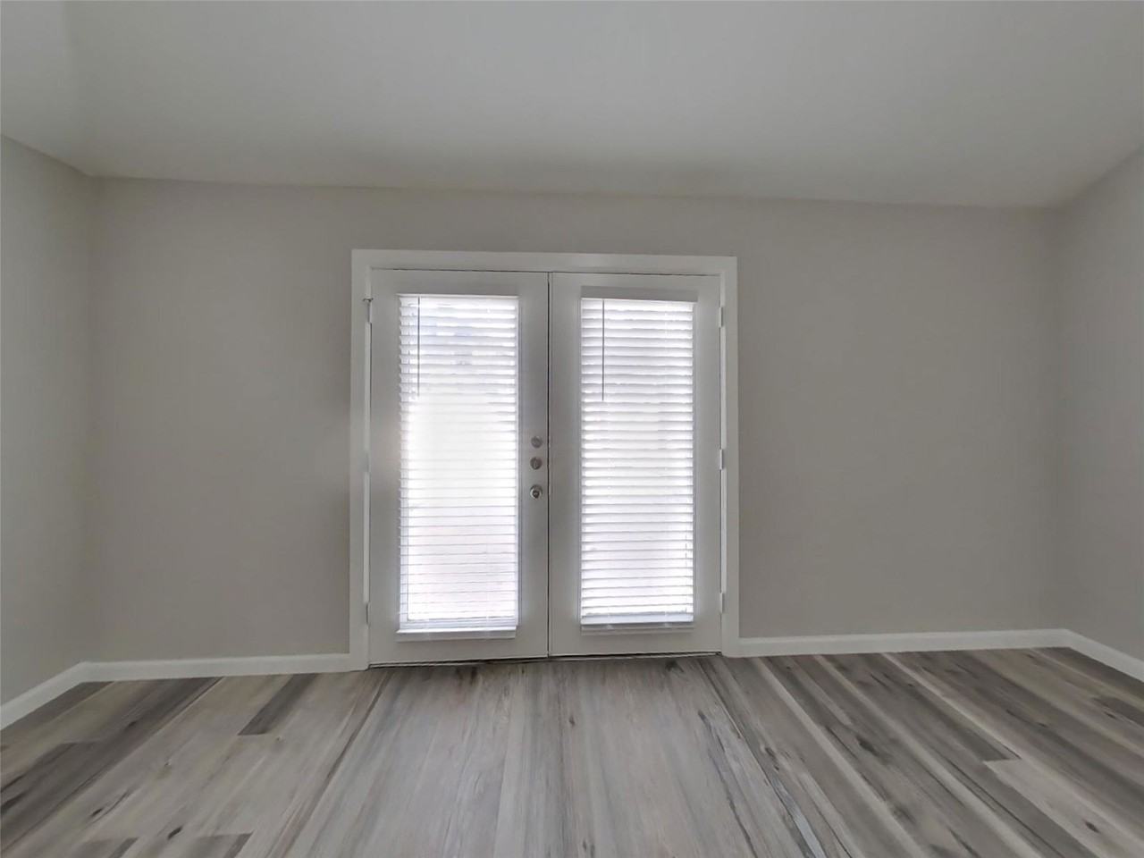 21476 Palace Pines Dr - Photo 7 of 8