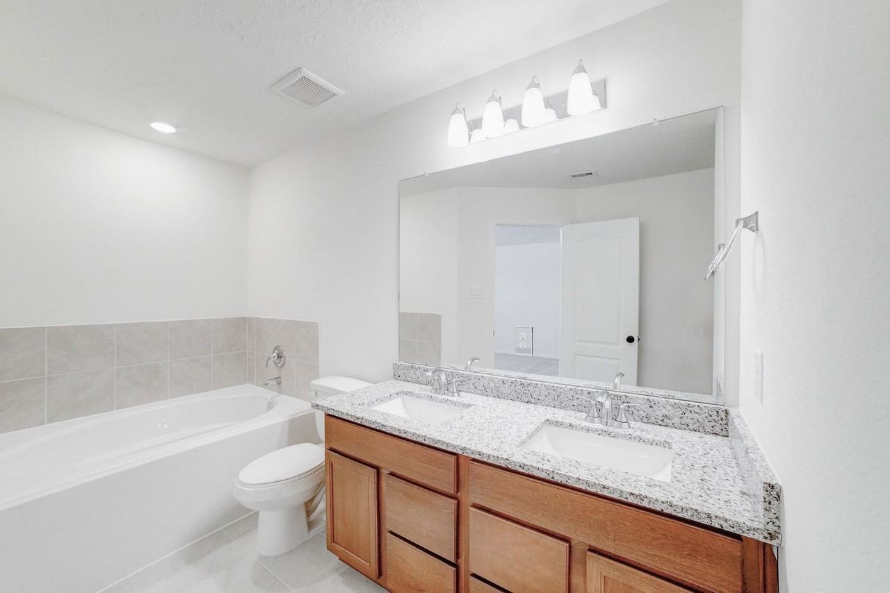 9307 Central Pl - Photo 6 of 8