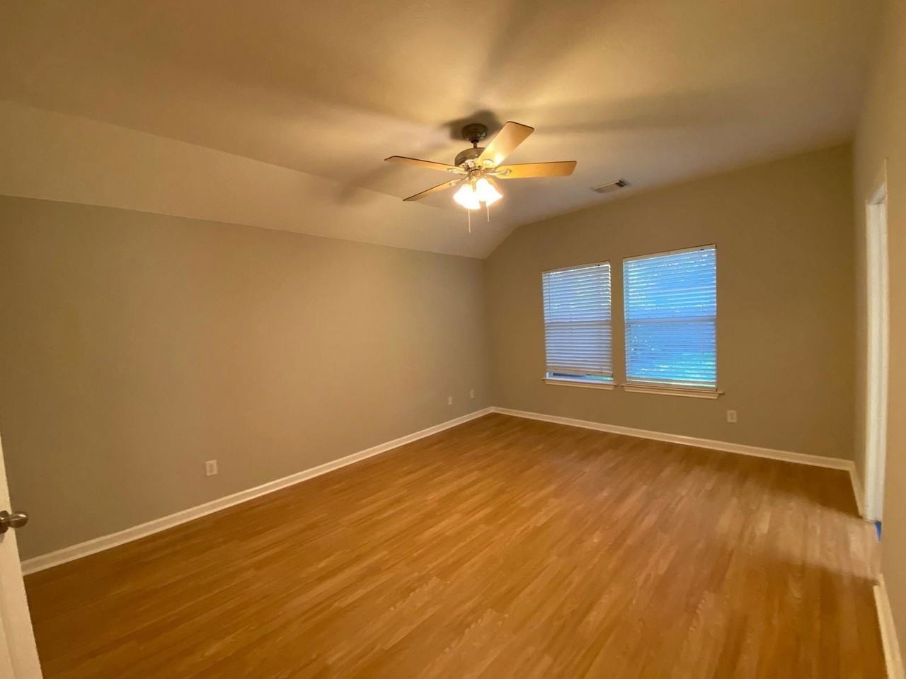 38 W Sage Creek Pl - Photo 5 of 8