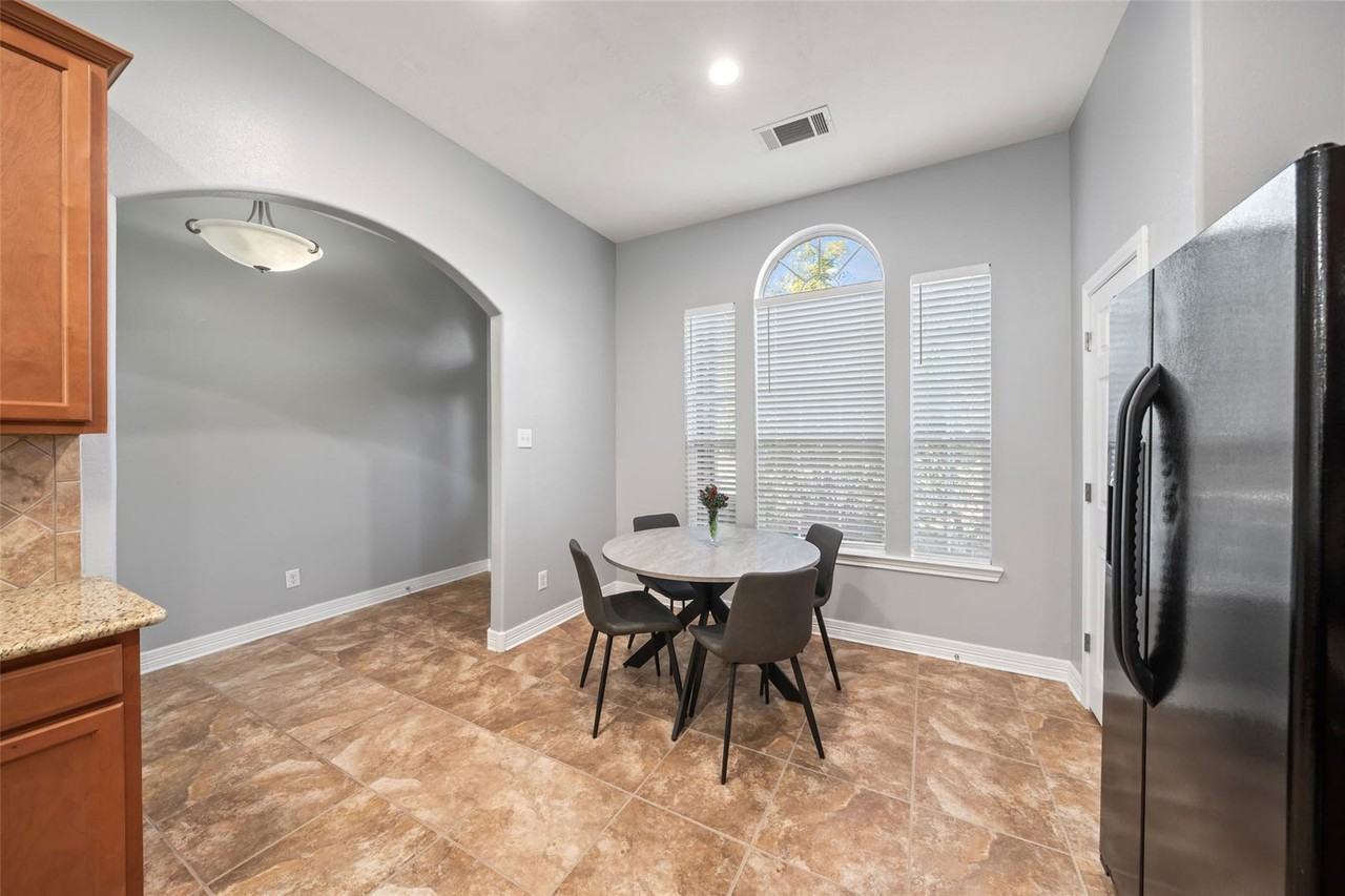 8815 Rollick Dr - Photo 6 of 8