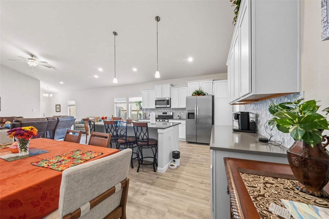 9977 Tammy Ln - Photo 7 of 8