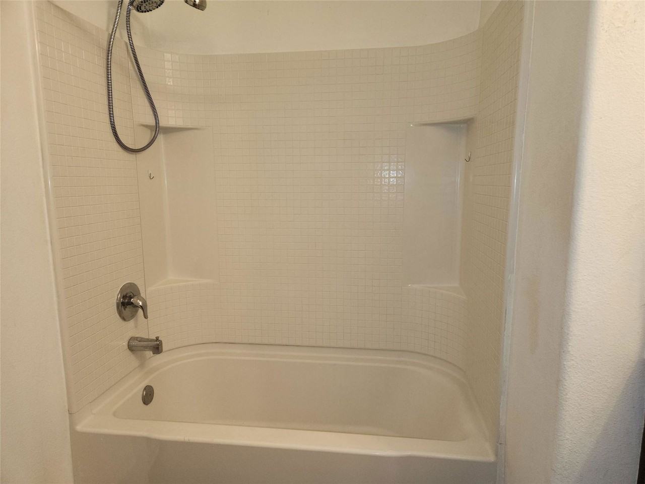 303 Pine Mist Ln - Photo 3 of 8