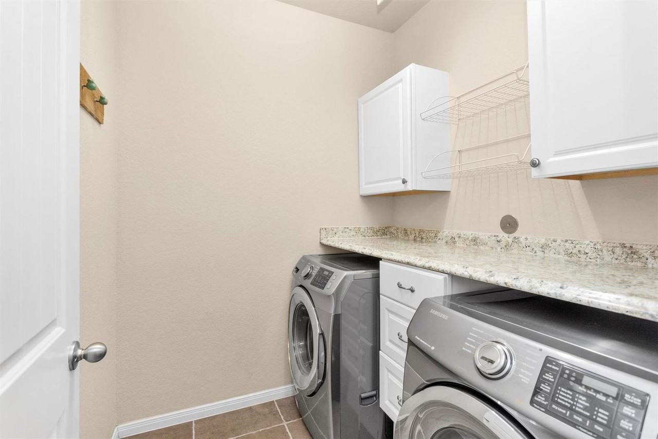 11502 W Woodmark - Photo 2 of 8