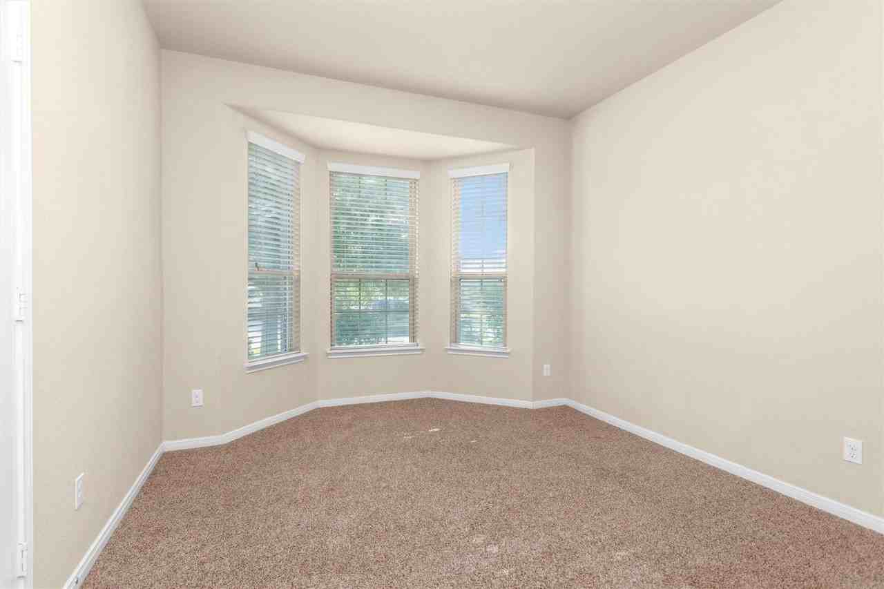 11502 W Woodmark - Photo 3 of 8