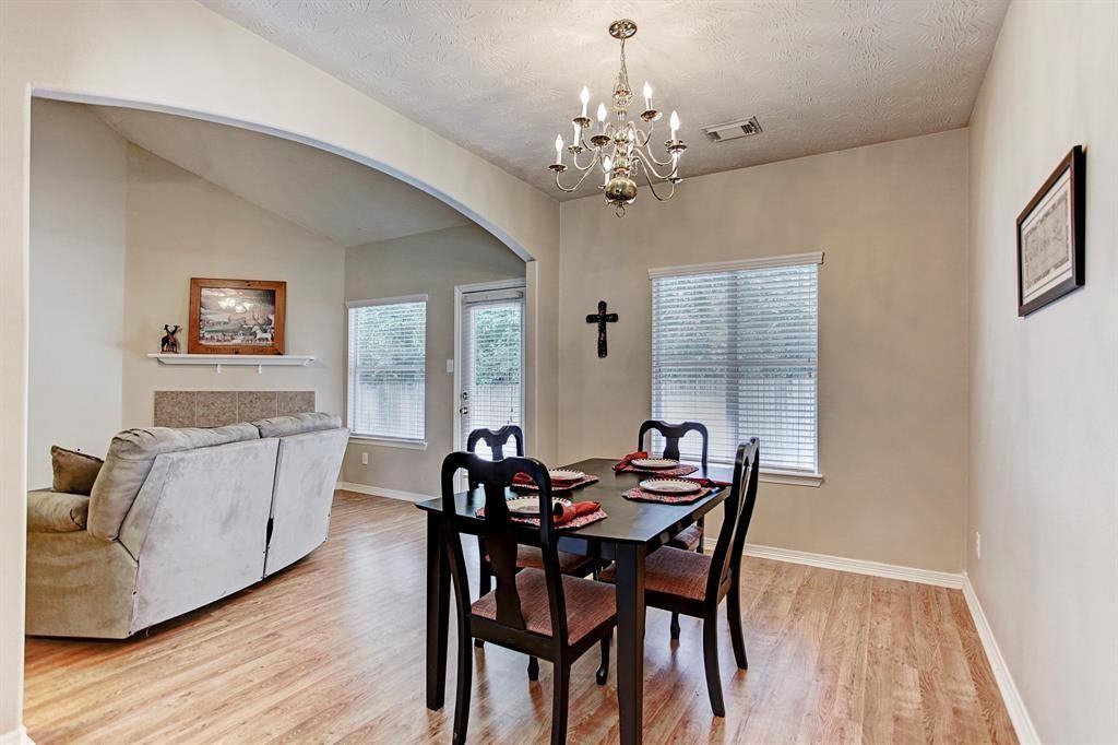 9211 Hidden Lake Cir - Photo 4 of 8