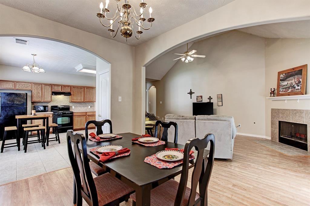 9211 Hidden Lake Cir - Photo 5 of 8