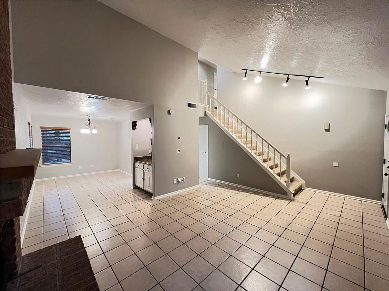 17 Briervine Ct - Photo 4 of 8