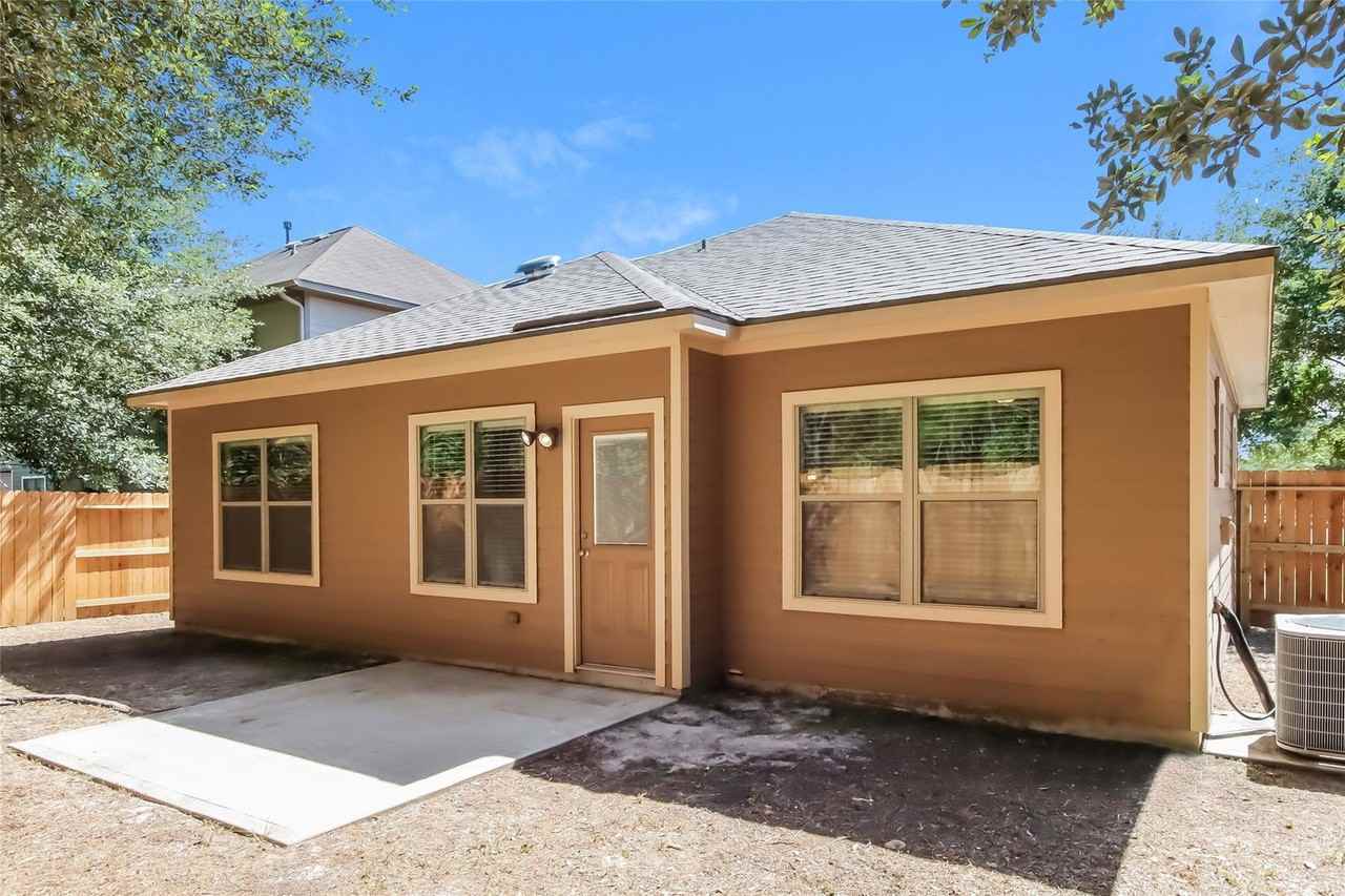 2046 Lost Pine Ct - Photo 4 of 8