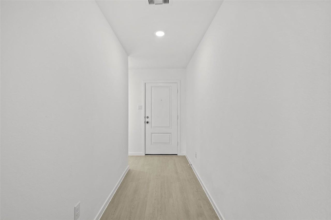 214 Farray Forest Ln - Photo 3 of 8