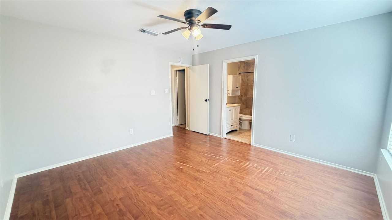 31 Dellforest Ct - Photo 2 of 8