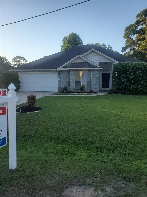 254 Maple Ln - Photo 2 of 8