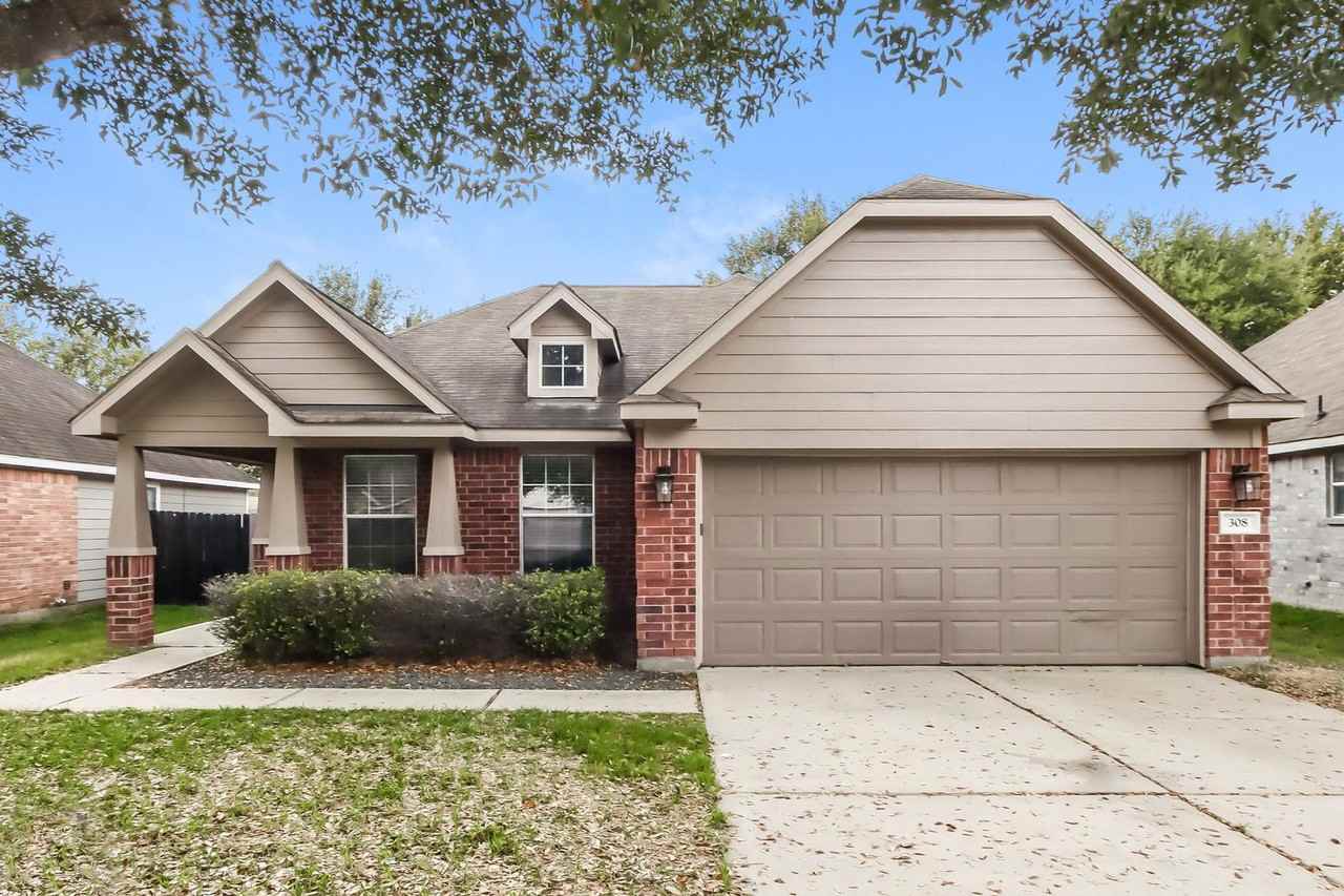 308 Broken Pine Ct