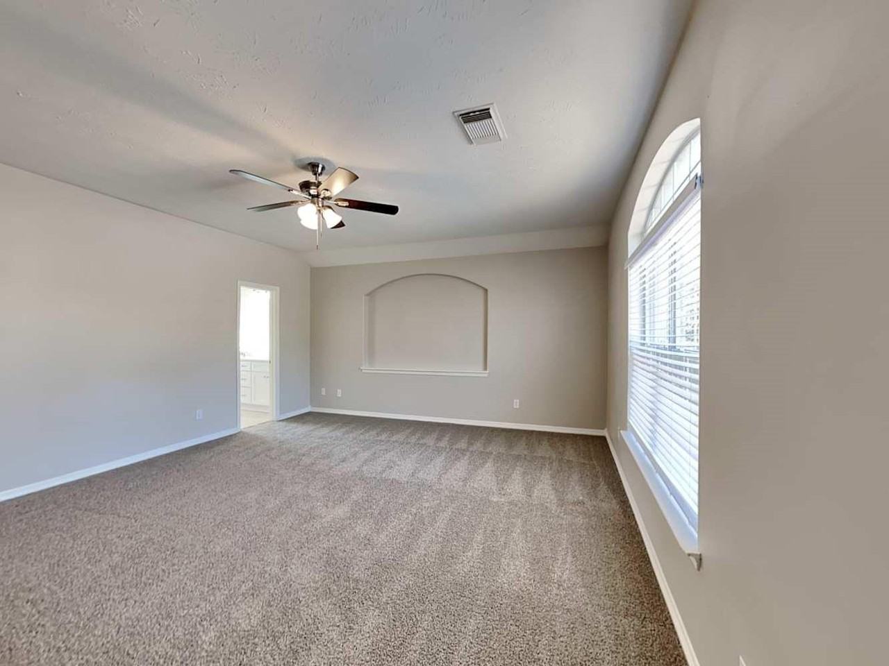 28919 Hidden Lake Ct - Photo 7 of 8