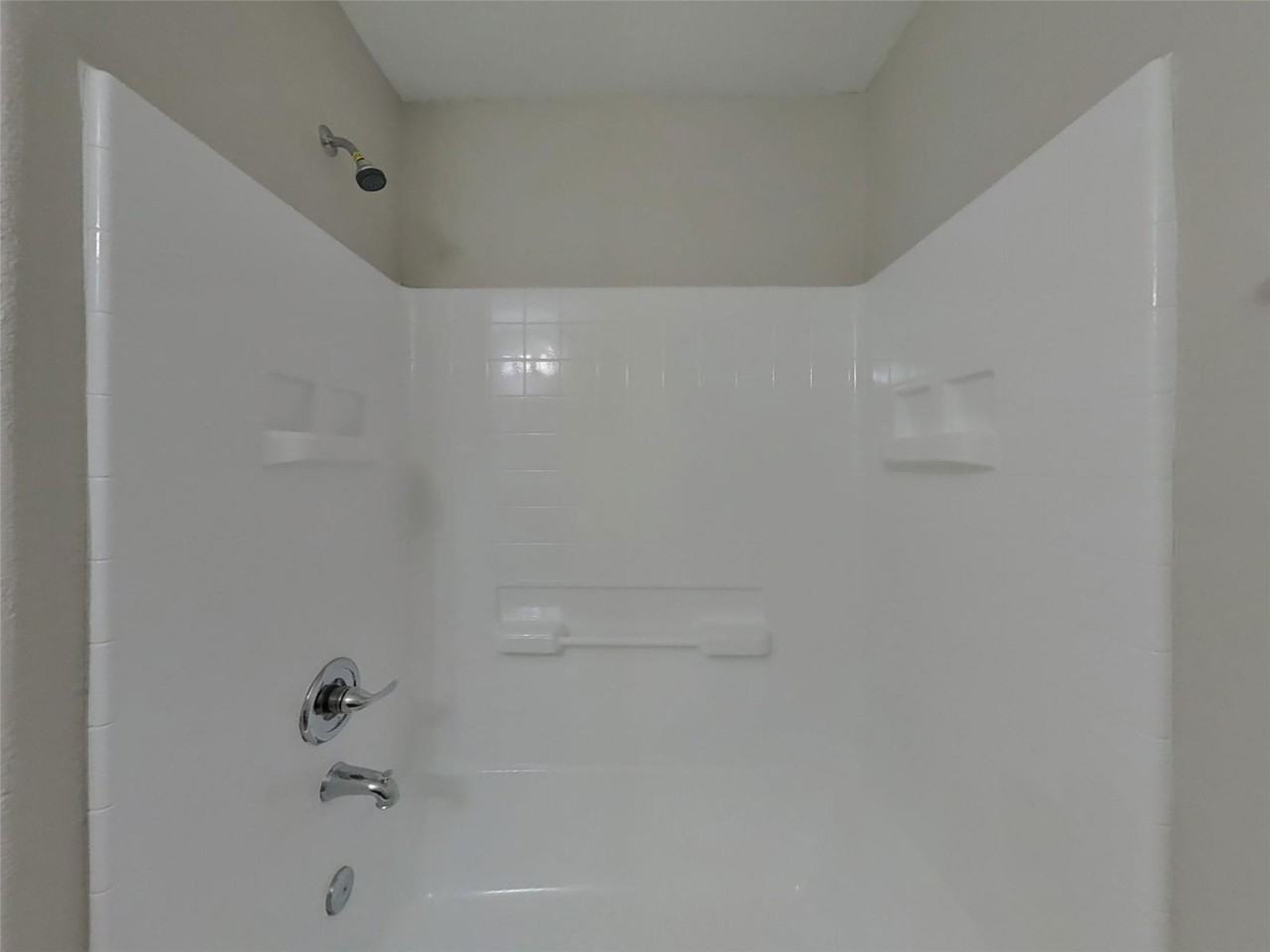 1607 Katydid Ct - Photo 2 of 8