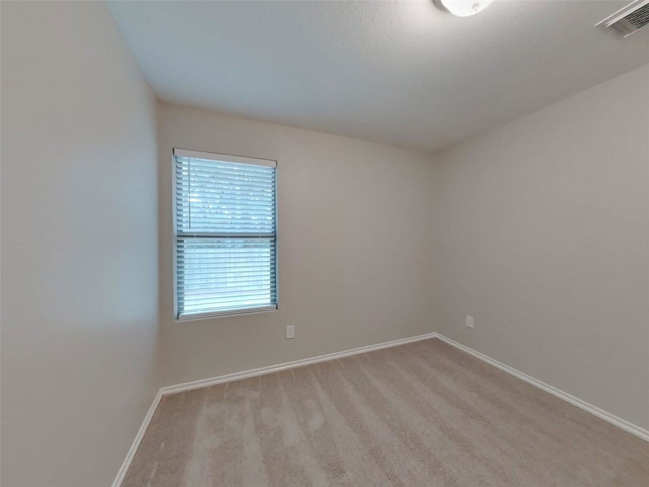 1607 Katydid Ct - Photo 5 of 8