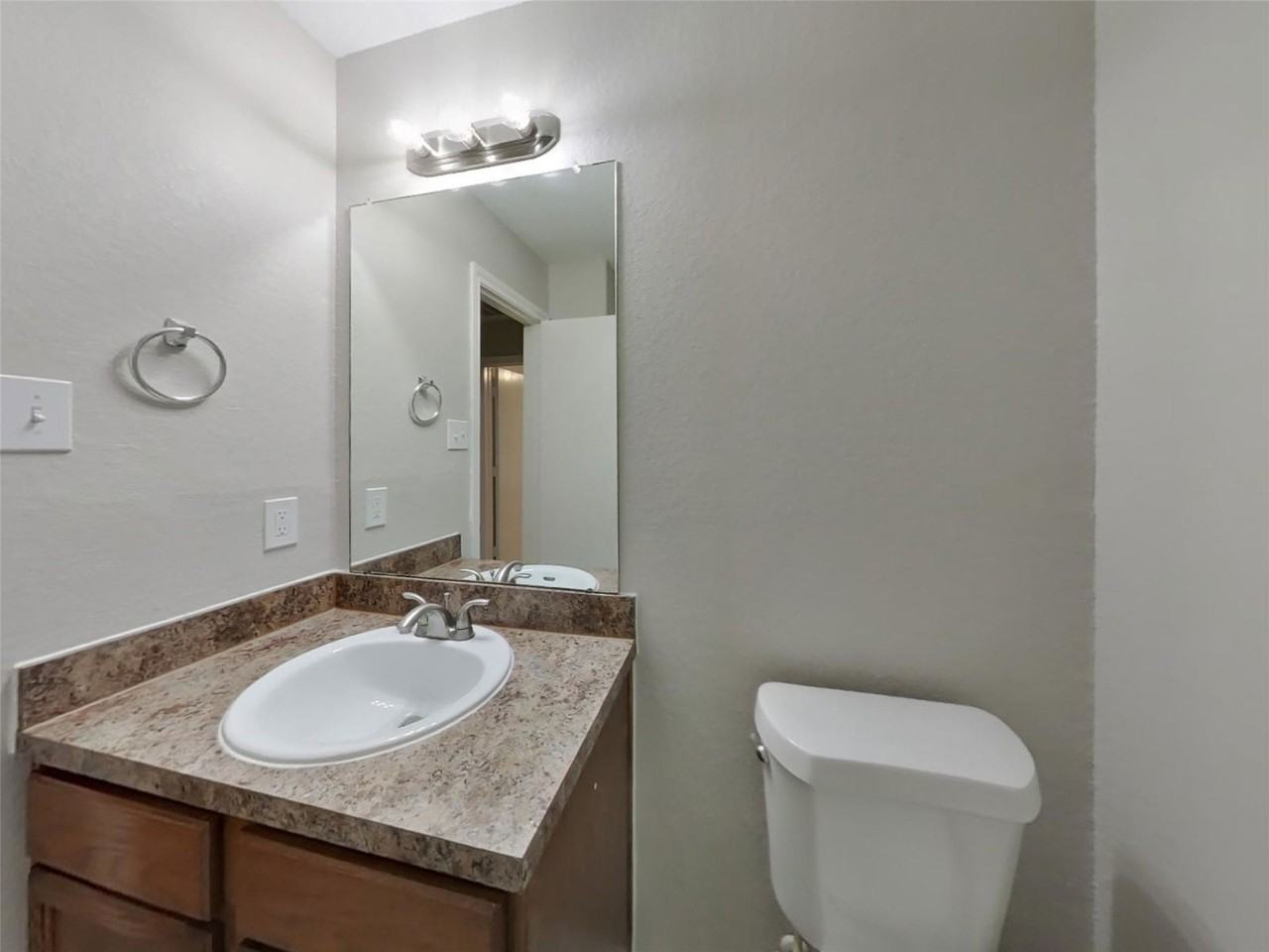 1607 Katydid Ct - Photo 6 of 8