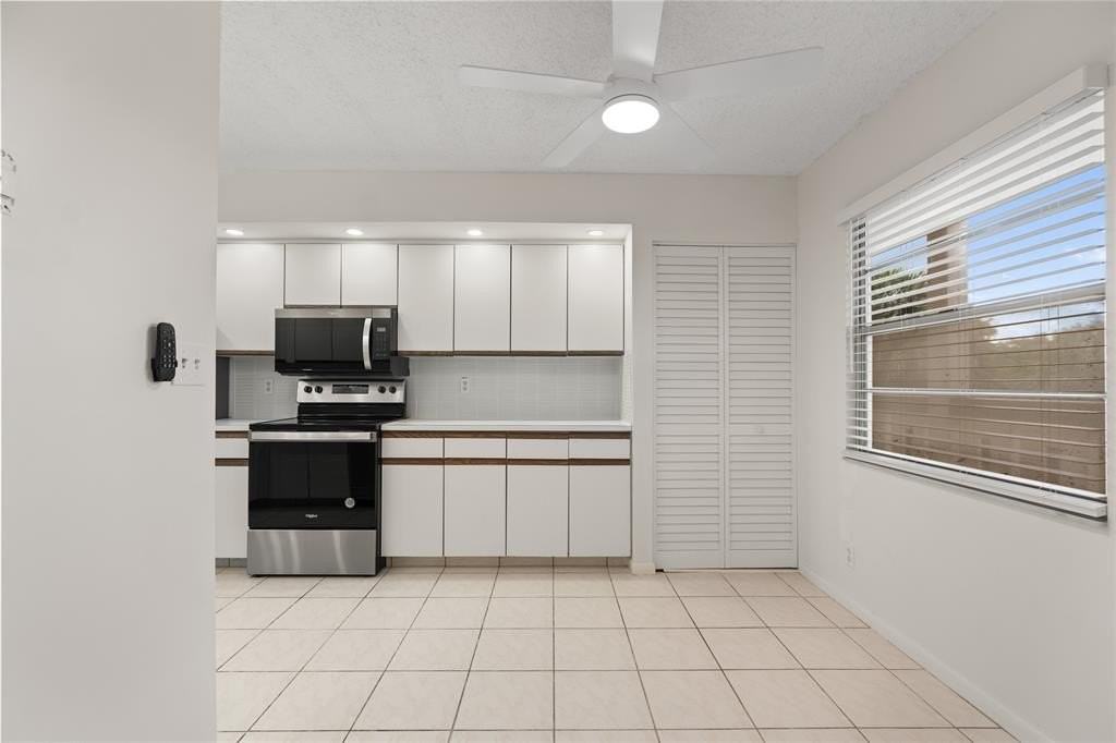 1801 Eleuthera Pt #J3 - Photo 4 of 36