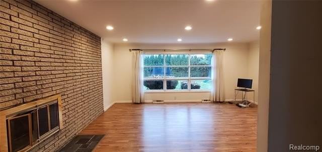 381 S Beech Daly St - Photo 5 of 11