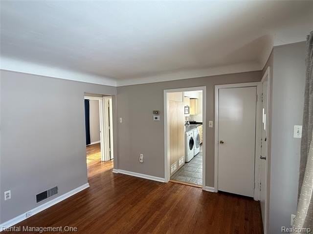 12050 Cavell St - Photo 4 of 16