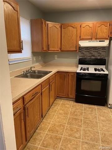 20735 Bach Ave - Photo 5 of 16