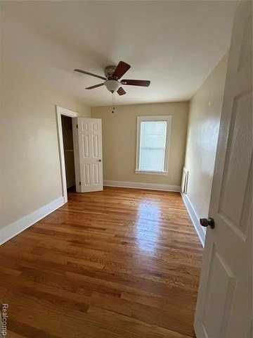 247 Girard Ave - Photo 7 of 8