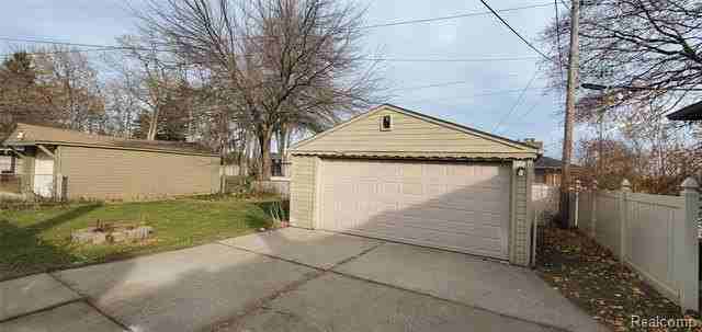 910 N Gulley Rd - Photo 7 of 10